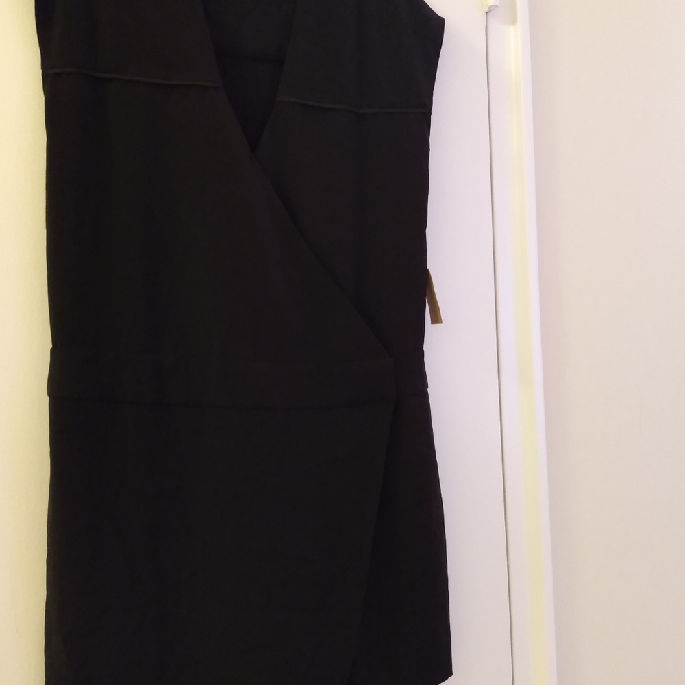 Dress - Picture 7 of 7